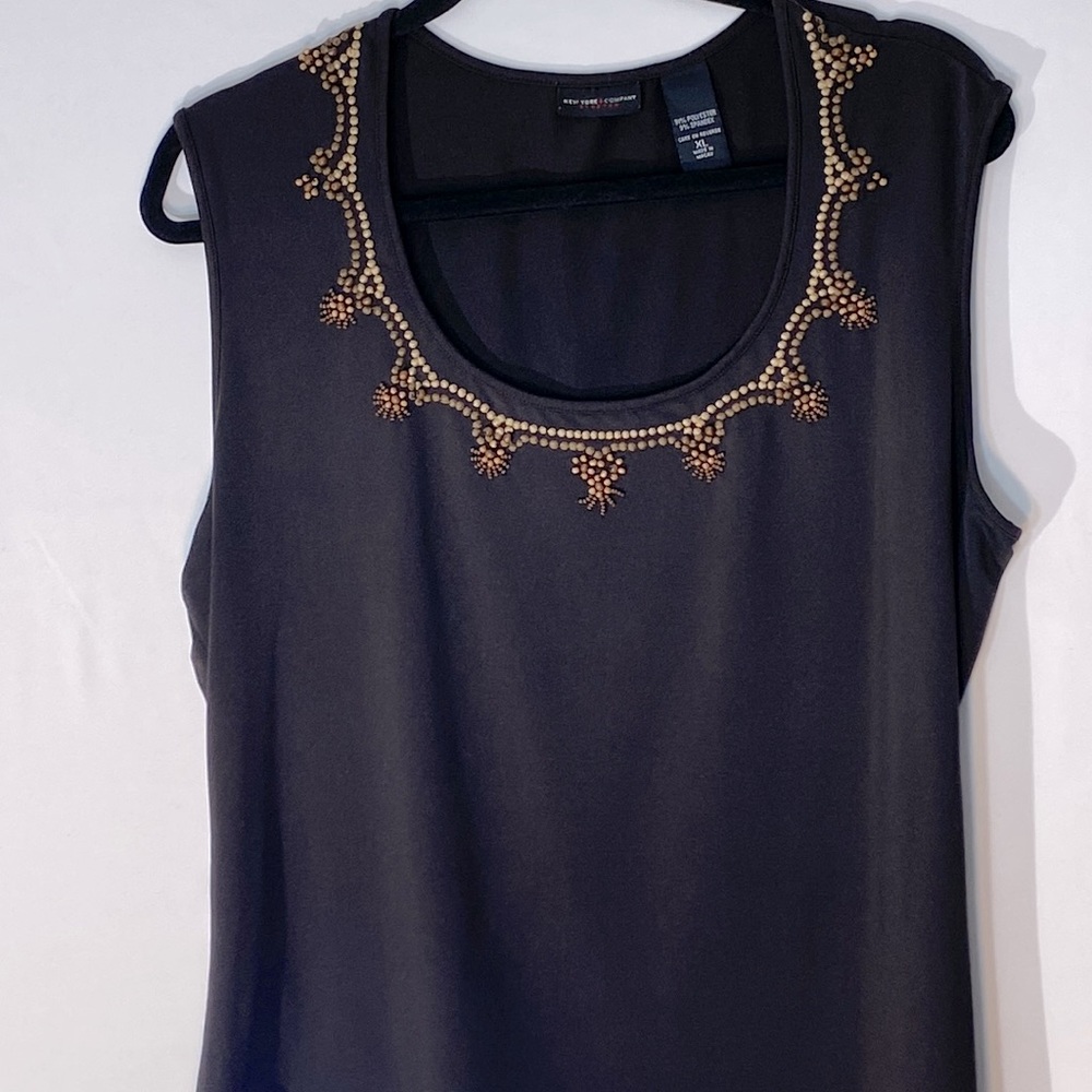 New York & Company Stretch Dark Brown Embellished Sleeveless Blouse Top Size XL